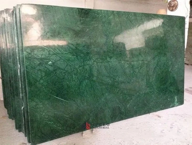 emerald green marble tile